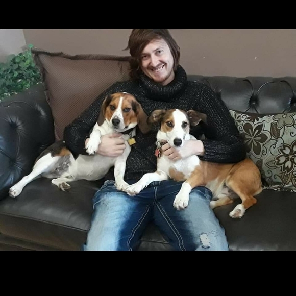 Meet your Posher, Chris - Picture 6 of 6